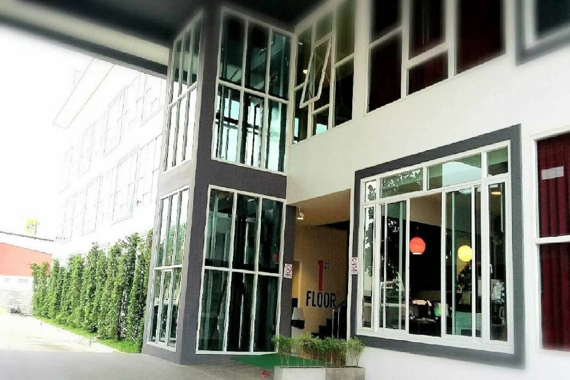 Hotel The Zell Buri Ram Zewnętrze zdjęcie